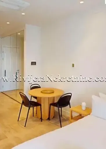 Apartment for sale in Radovići