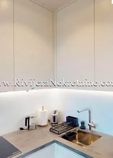 Apartment for sale in Radovići