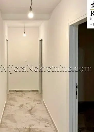 Appartement à vendre à Đuraševići