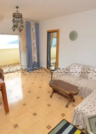 Daire satılık Zelenika'de 