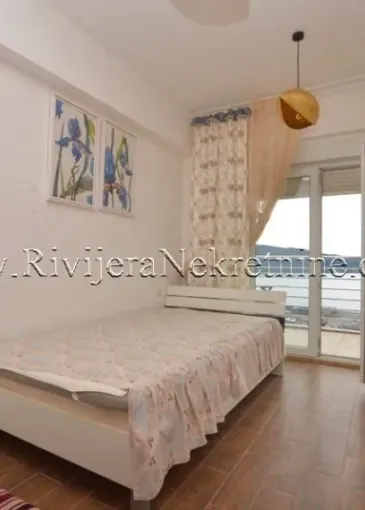 Daire satılık Zelenika'de 