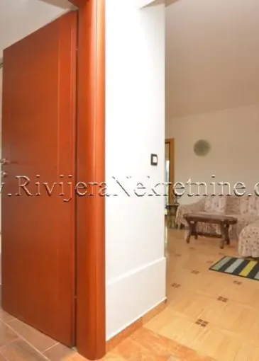 Daire satılık Zelenika'de 