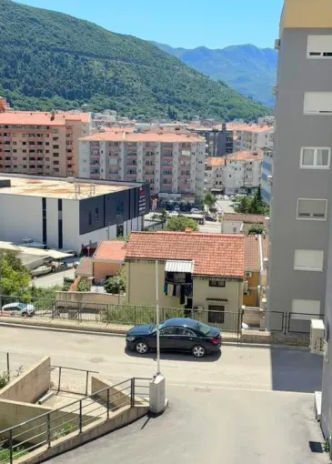 Appartamento in vendita a Budua