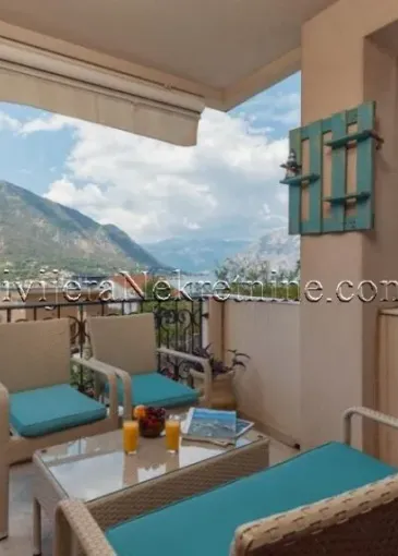 Daire satılık Dobrota'de 