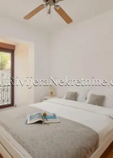 Daire satılık Dobrota'de 