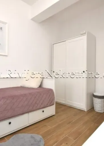 Apartment for sale in Đenovići