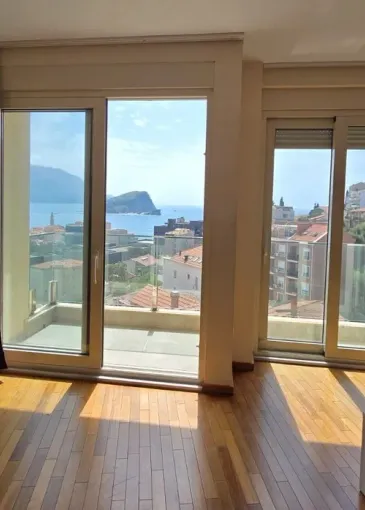 Apartment for sale in Budva