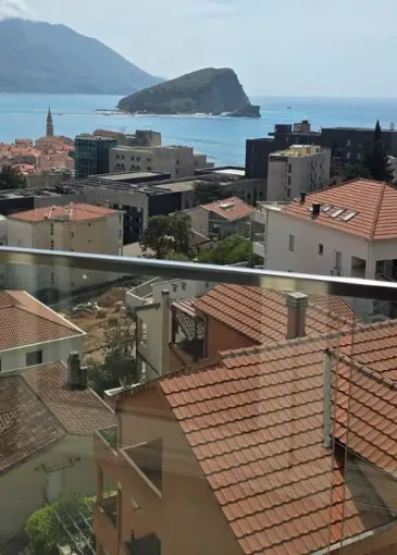 Apartment for sale in Budva