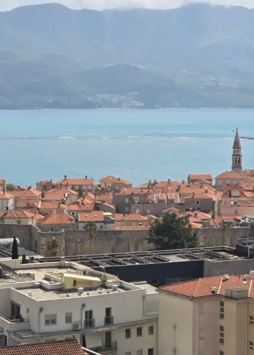 Apartment for sale in Budva