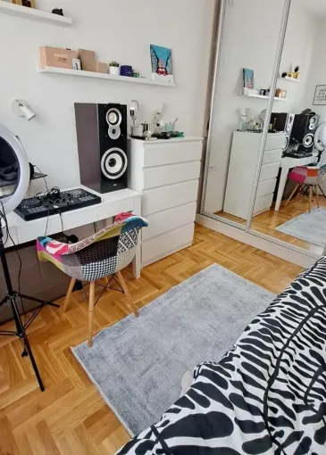 Wohnung zum Verkauf in Budva