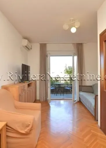 Apartment for sale in Igalo