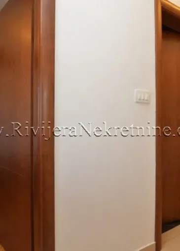 Apartment for sale in Igalo