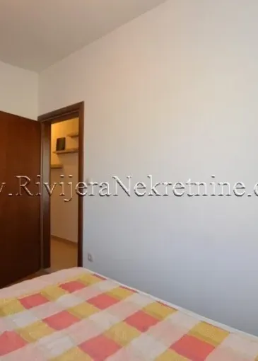 Apartment for sale in Igalo