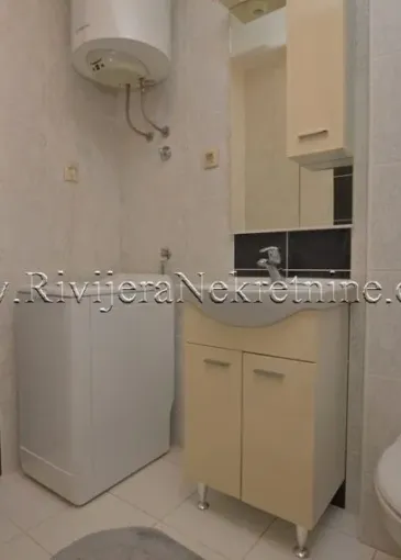 Apartment for sale in Đenovići