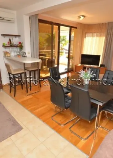 Apartment for sale in Đenovići