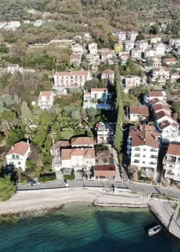 Apartment for sale in Baošići