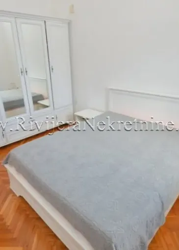 Apartment for sale in Baošići