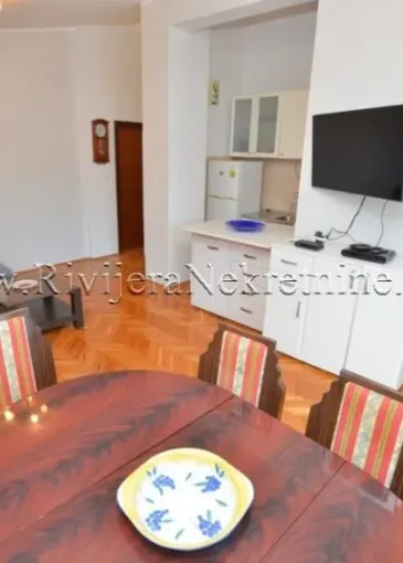 Apartment for sale in Baošići