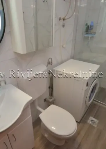 Apartment for sale in Baošići