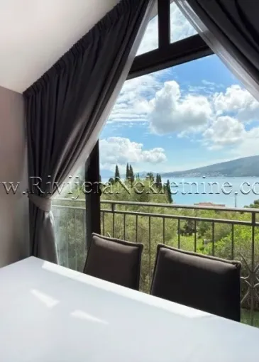 Wohnung zum Verkauf in Đenovići