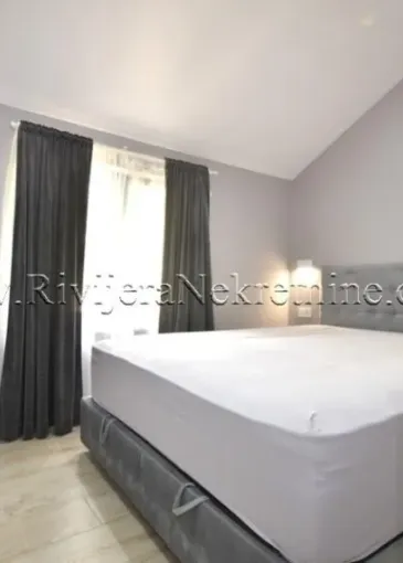 Wohnung zum Verkauf in Đenovići