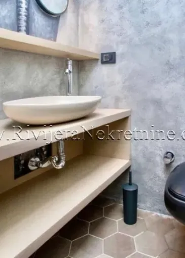 Appartement à vendre à Donja Lastva
