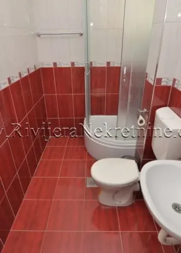 Apartment for sale in Đenovići