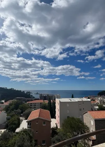 Apartment for sale in Petrovac