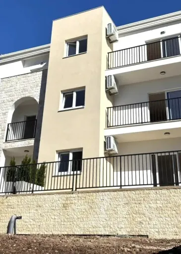 Apartment for sale in Sutomore