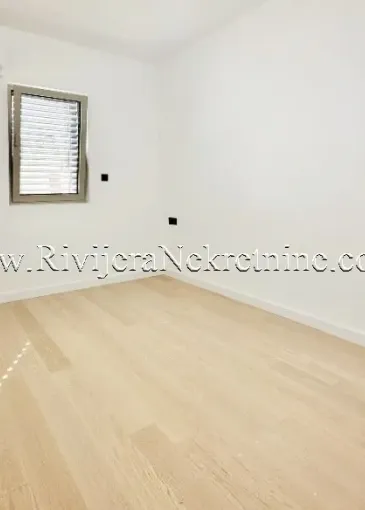Apartment for sale in Dobrota