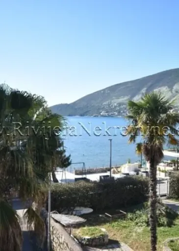 Apartment for sale in Igalo