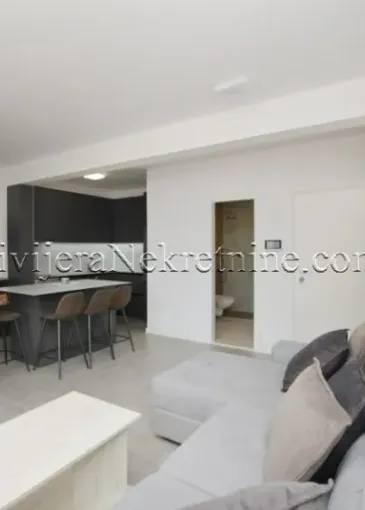 Apartment for sale in Baošići