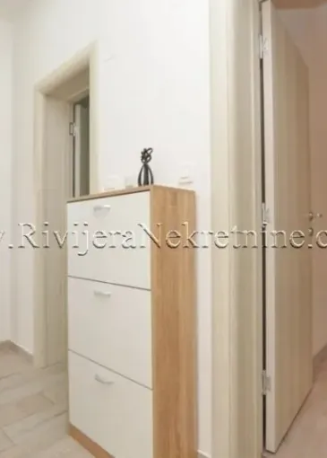 Apartment for sale in Đenovići