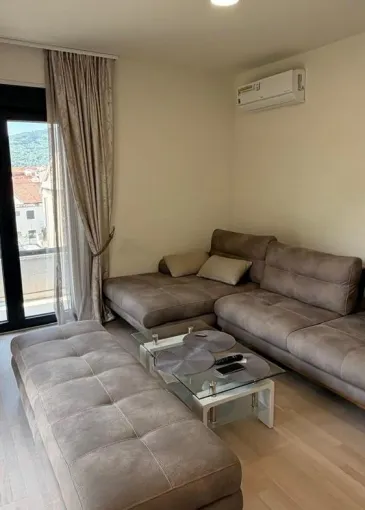 Appartamento in vendita a Budua