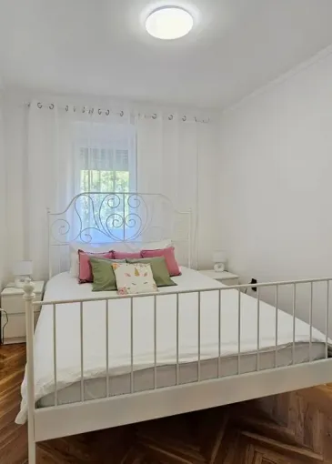 Apartment for sale in Budva