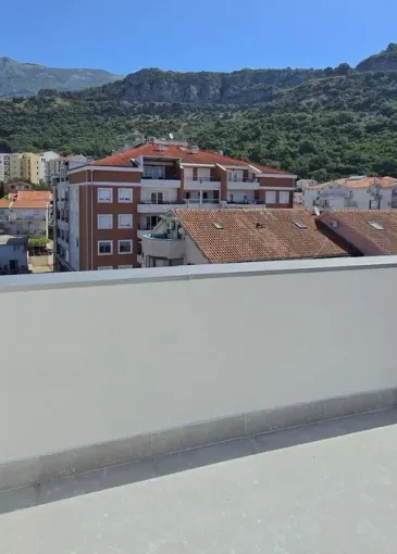 Apartment for sale in Budva