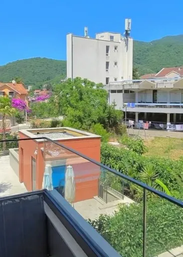 Apartment for sale in Donja Lastva