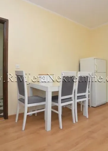 Apartment for sale in Baošići
