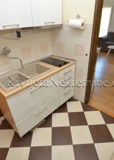 Apartment for sale in Baošići