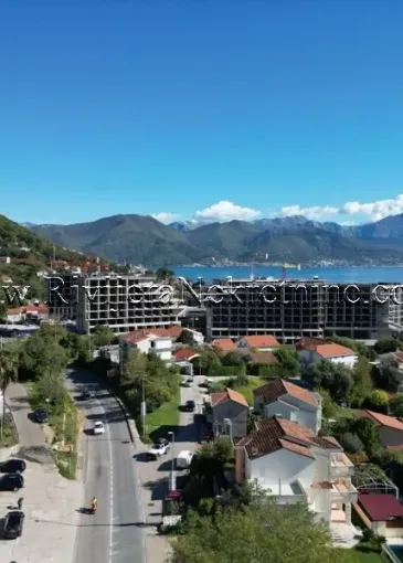 Apartment for sale in Baošići