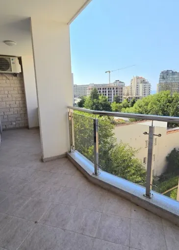 Apartment for sale in Bečići
