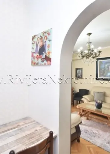 Apartment for sale in Igalo