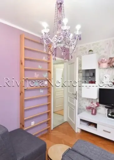 Apartment for sale in Igalo
