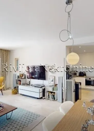 Wohnung zum Verkauf in Radovići