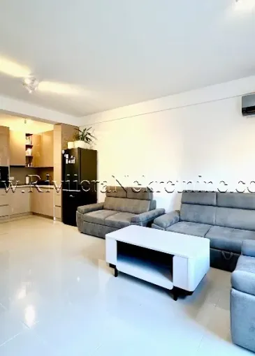 Wohnung zum Verkauf in Dobrota