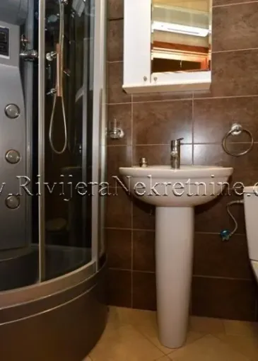 Apartamento en venta en Igalo