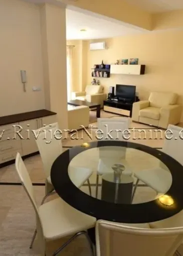 Apartamento en venta en Igalo