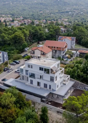 Daire satılık Tivat'de 
