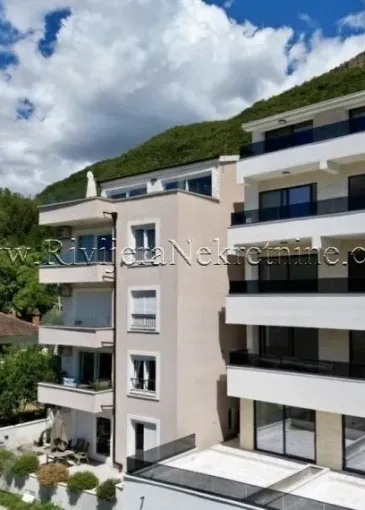 Daire satılık Kumbor'de 