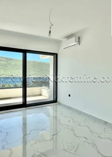 Daire satılık Kumbor'de 